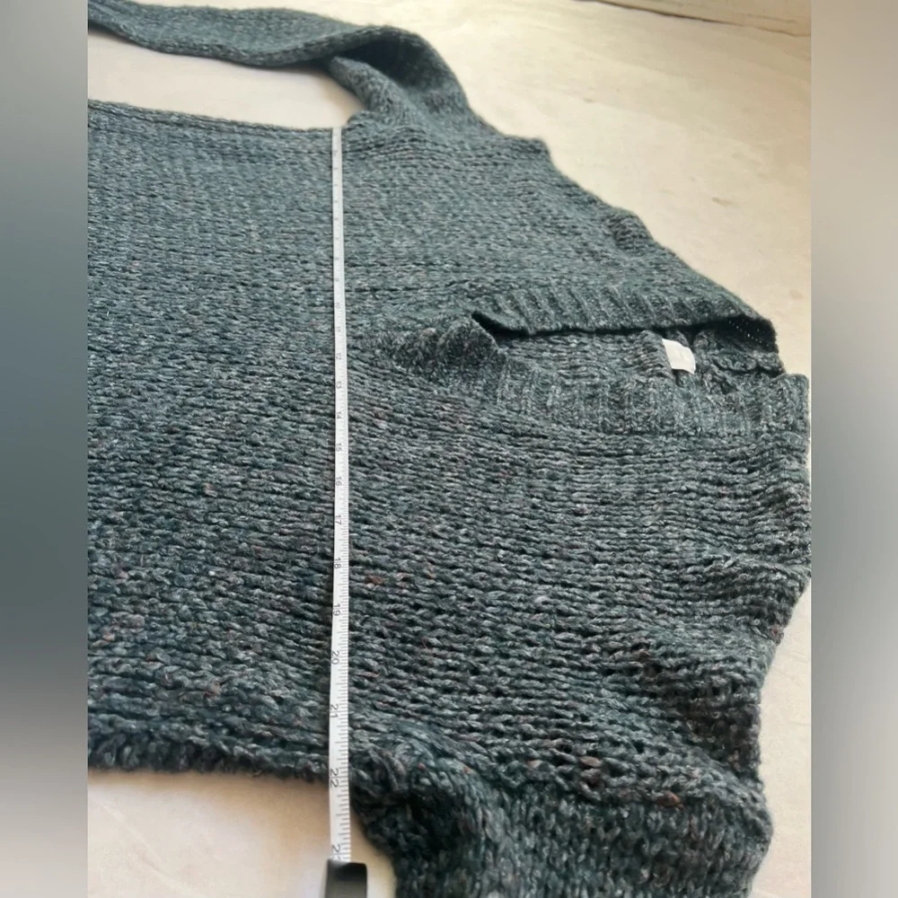 C.T. Plage Wool Blend Marled Knit V-neck Sweater Teal Size 40 US 6 Quiet Luxury